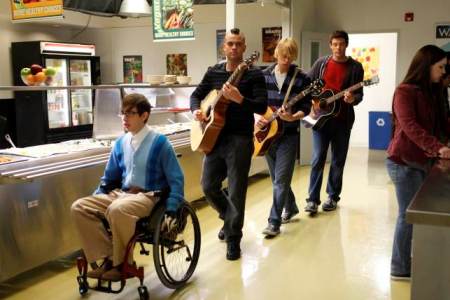 Glee hits the lunch line on Rumours