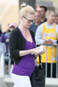 January Jones pregnant