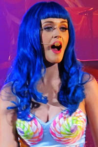 katy perry singing