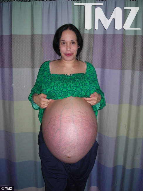 Here's a frontview of Nadya Suleman's heavily pregnant belly with an 