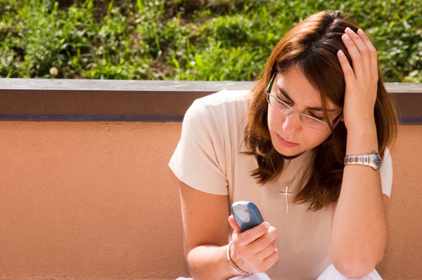 woman-looking-at-phone