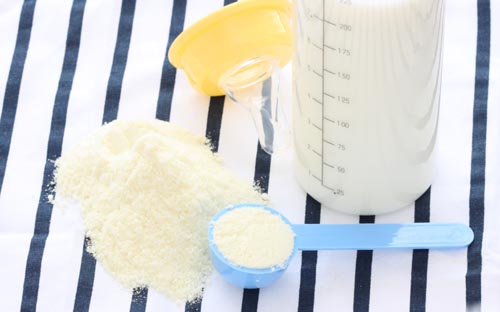 baby-formula-and-bottle