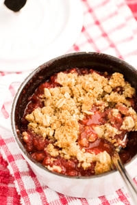 Feel Good Berry Crisp