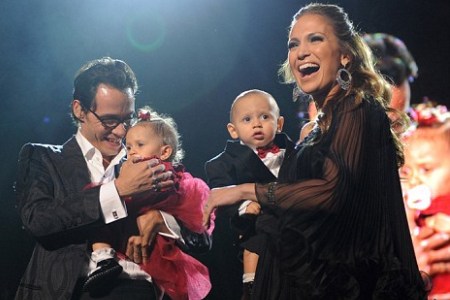 Jennifer Lopez & Marc Antony with their twins