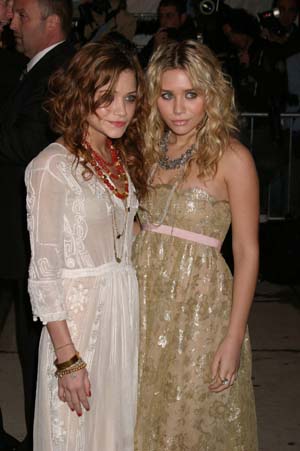 Mary Kate and Ashley Olsen popularized boho chic
