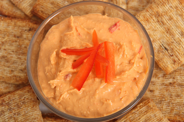 Roasted red pepper hummus