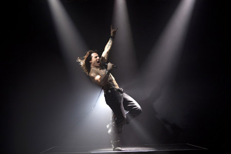 tom cruise rock of ages images. Tom Cruise Rock of Ages