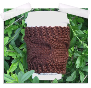 Cable knit coffee cozy