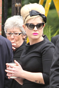 Kelly Osbourne at Amy Winehouse funeral