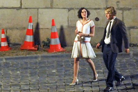 Midnight in Paris is a performer; but no Annie Hall.