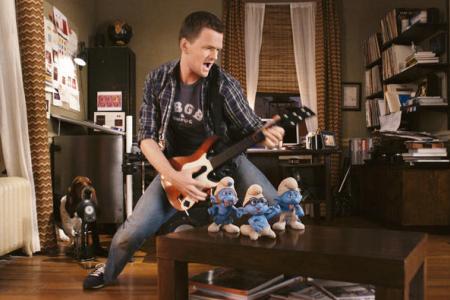 Neil Patrick Harris rocks The Smurfs