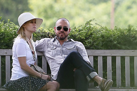 Reese Witherspoon and Jim Toth in Paris