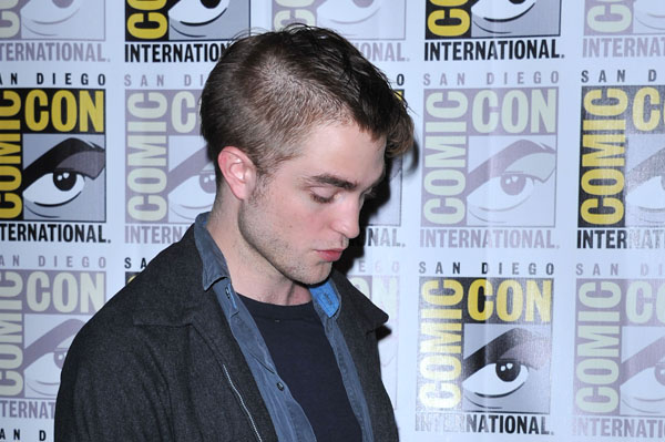Robert Pattinson's weird hairstyle