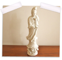 Vintage porcelain Asian figure