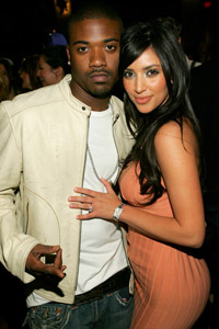 Ray J reportedly texte Kim Kardashian on wedding day Ray J reportedly texte Kim Kardashian on wedding day