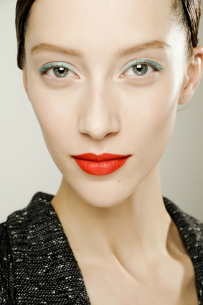 Aqua eyeliner