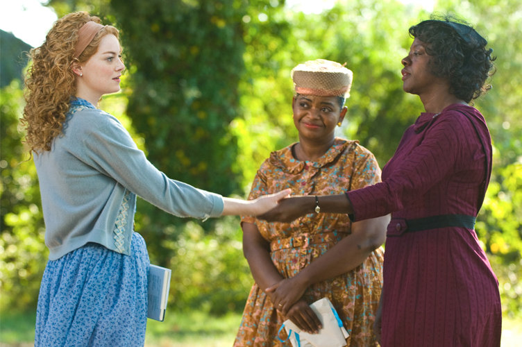 Emma Stone and Viola Davis in The Help