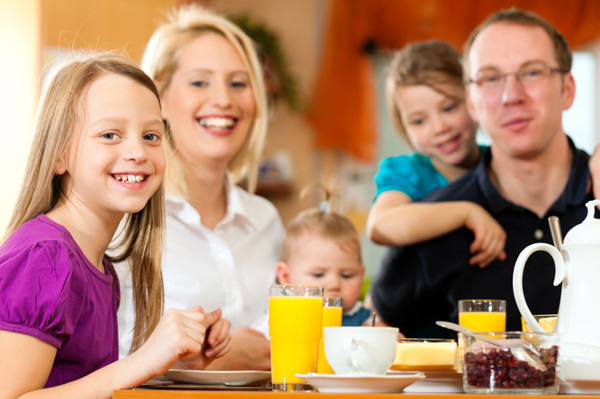 Family eating breakfast