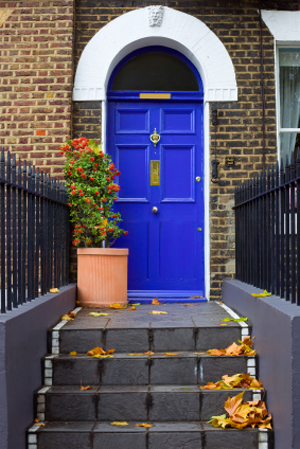 Home with accent door