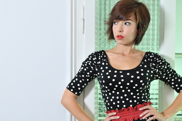Scoop necked top