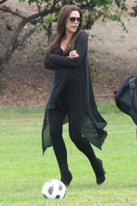 Victoria Beckham pregnant