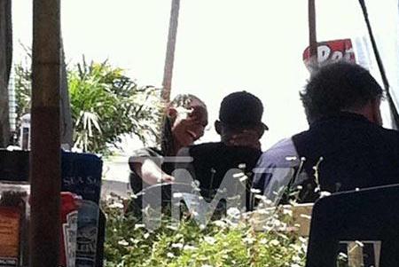 Wil and Jada do lunch in Malibu