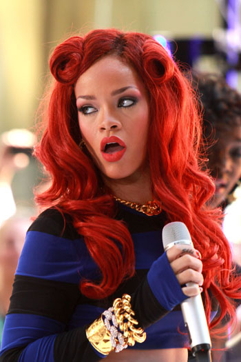 Rihanna's vintage pin curls