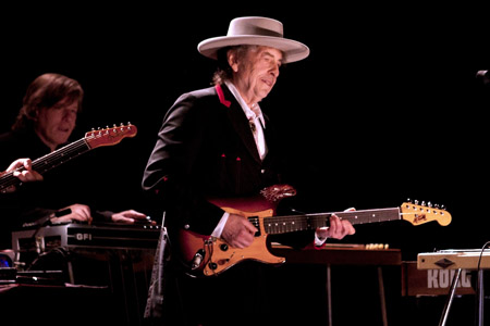 Bob Dylan accused of copying other artists