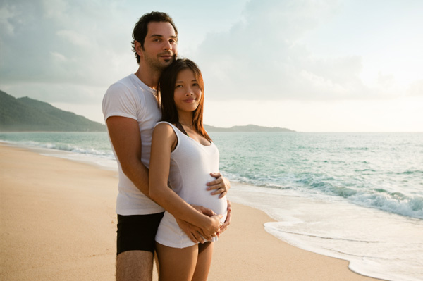 Couple on babymoon