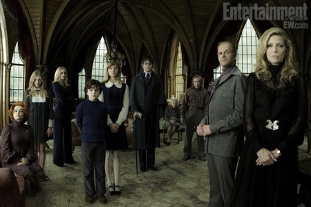 Dark Shadows Full Cast Photo