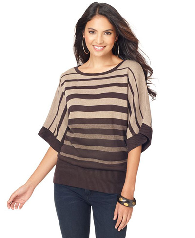Zappos Footer Different Styles of kimono sleeve: