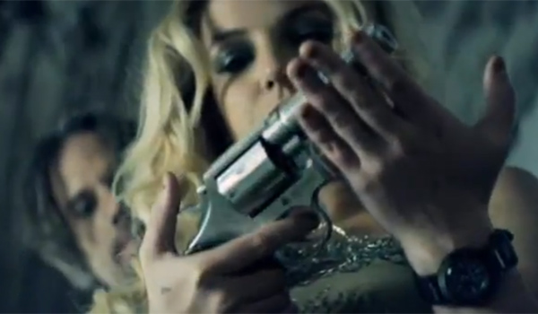  Britney's steamy onscreen criminal lover in the video Spears Criminal