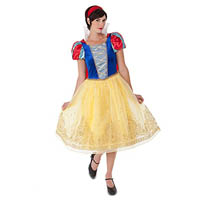 Mom-Halloween-Costume-Snow-White