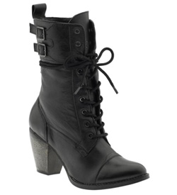 Lace-up boots
