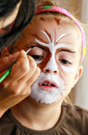 Lion face paint