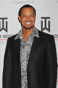 Tiger Woods attacked with hot dog