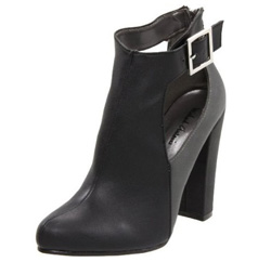 Two-tone boots