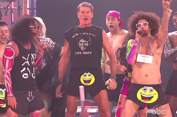 LMFAO at the AMAs