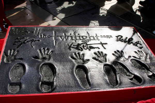 Breaking Dawn cement footprints