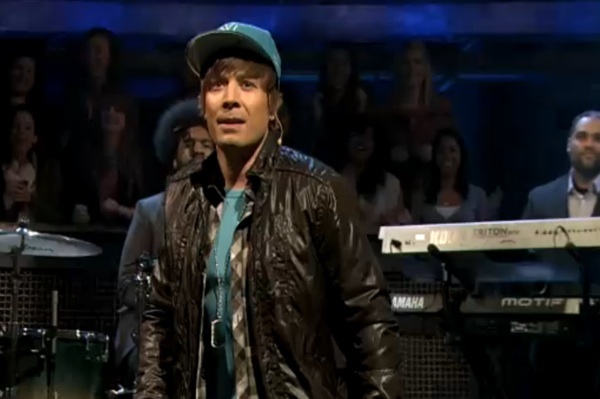 Jimmy Fallon as Justin Bieber