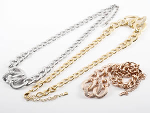 Melania Trump's holiday jewelry collection - necklaces