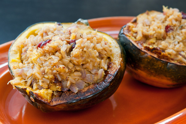 Apple and rice-stuffed acorn squash