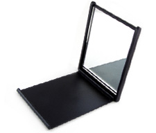 Compact mirror