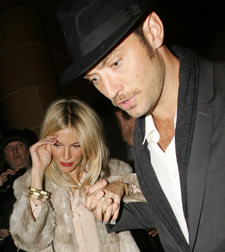 Sienna Miller and Jude Law