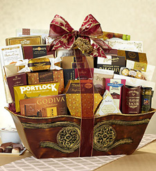 Tastes of Distinction Gift Basket 