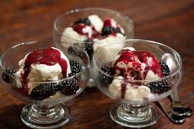 Berry merlot sundaes