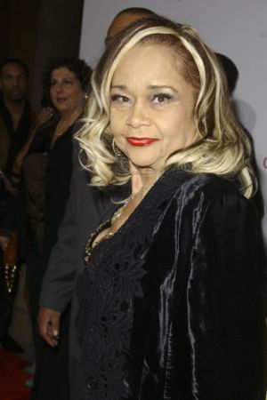 Etta James album sales soar in week following death