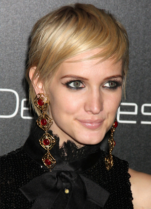 Ashlee Simpson -- Modern Pixie