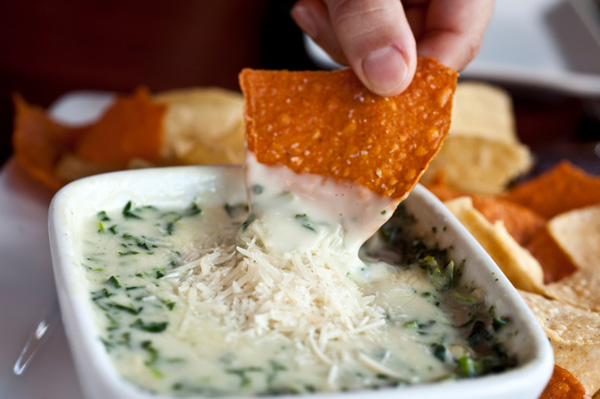Cheesy spinach dip