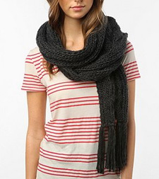 Chunky knit scarf